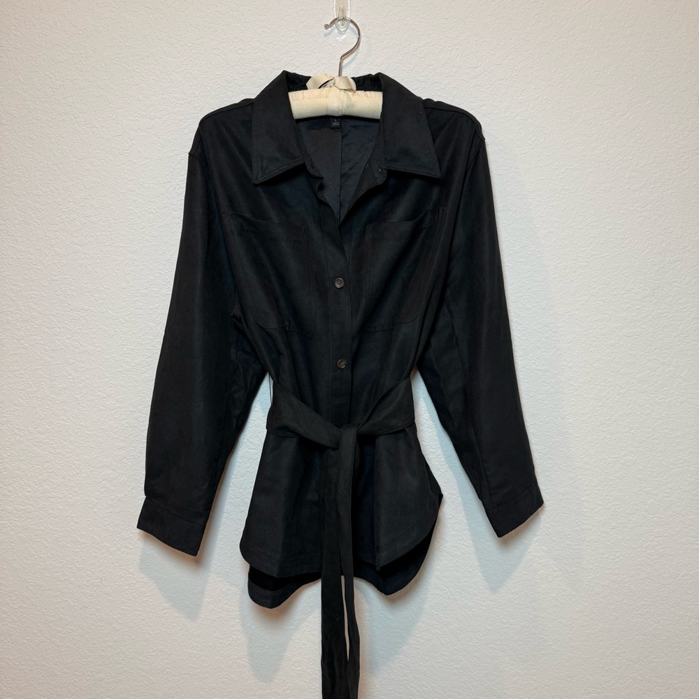 Banana Republic Classic Black Button-Down Shirt Veagan Suede with belt